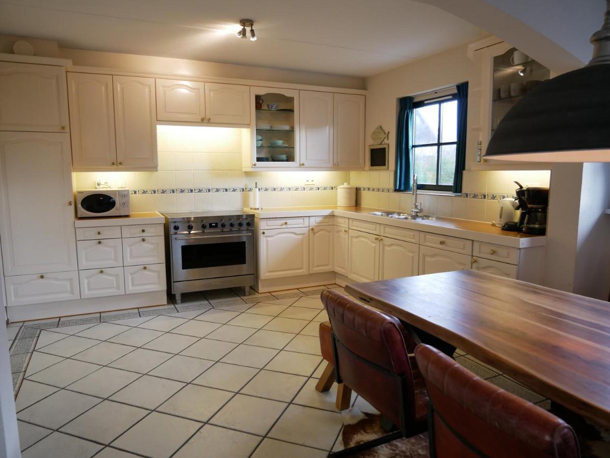 Villa Buiten 130 Met Sauna 칼란트소그 외부 사진