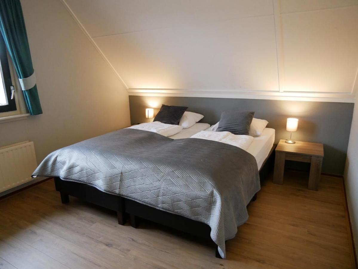 Villa Buiten 130 Met Sauna 칼란트소그 외부 사진
