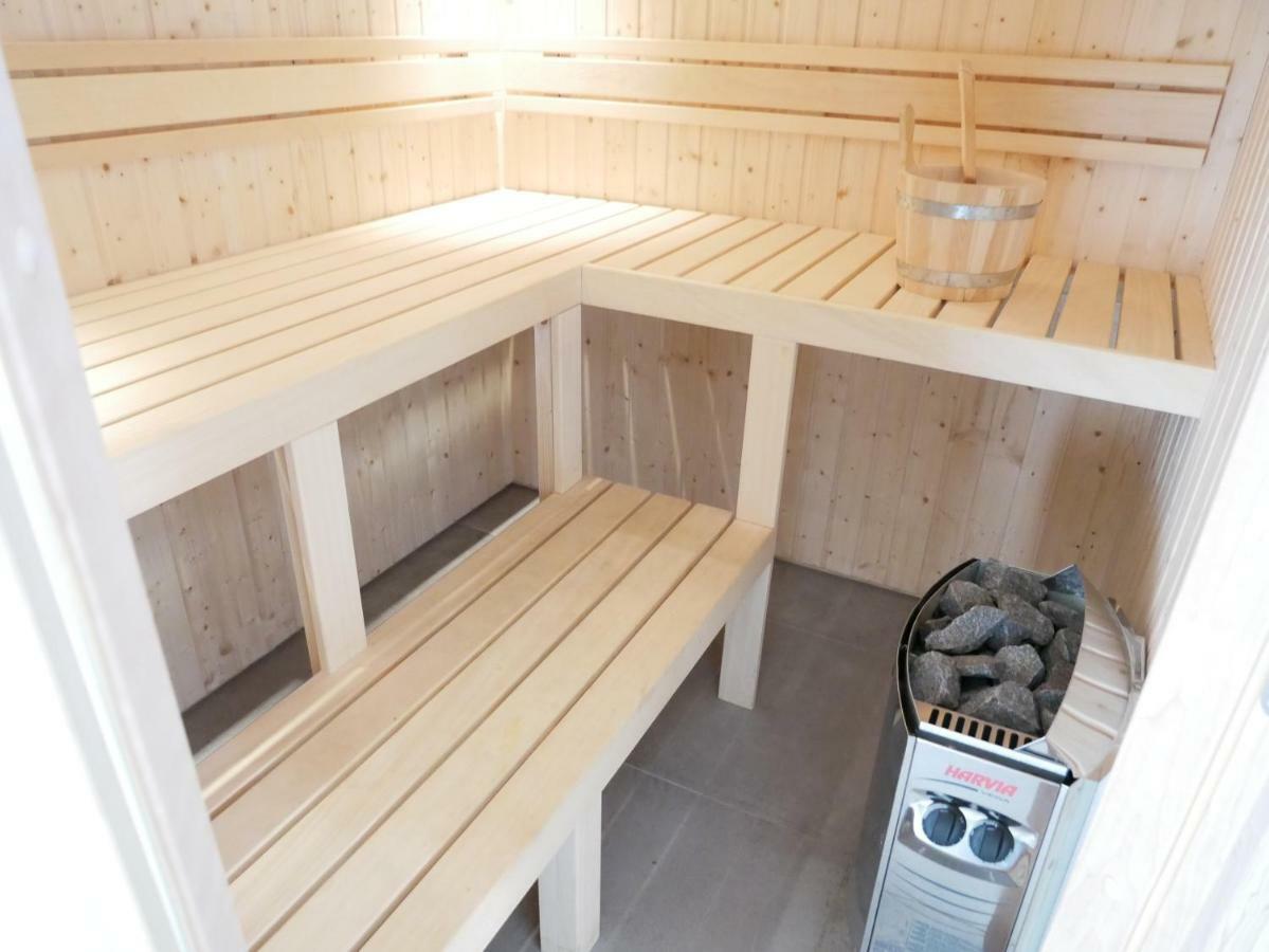 Villa Buiten 130 Met Sauna 칼란트소그 외부 사진